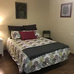 La Barca Guest house *